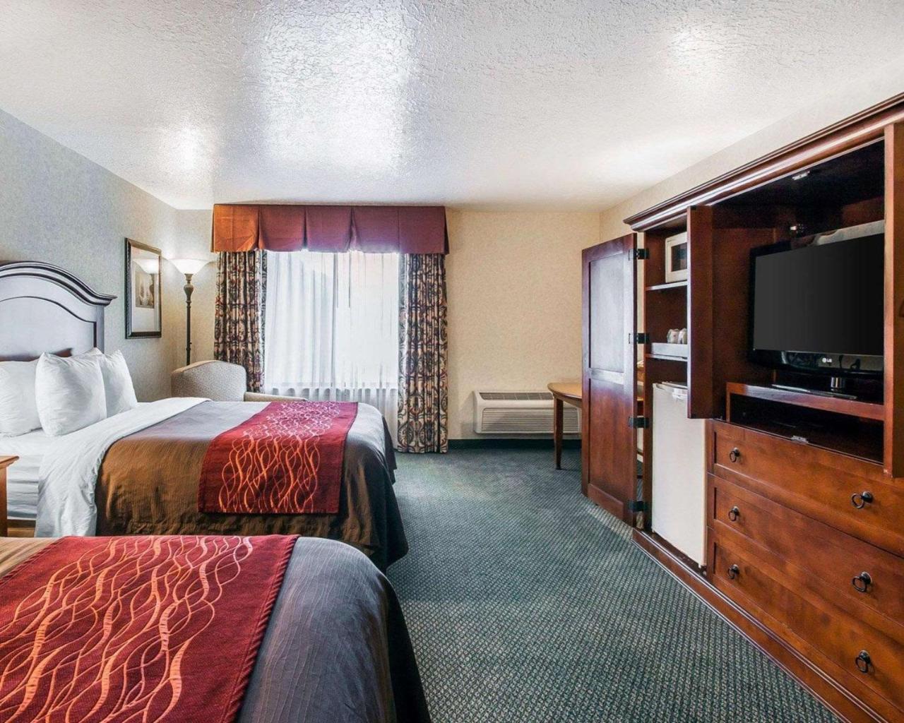 Comfort Inn Conference Center Hillsboro Exterior foto